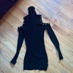 Cold shoulder ribbed  long sleeve